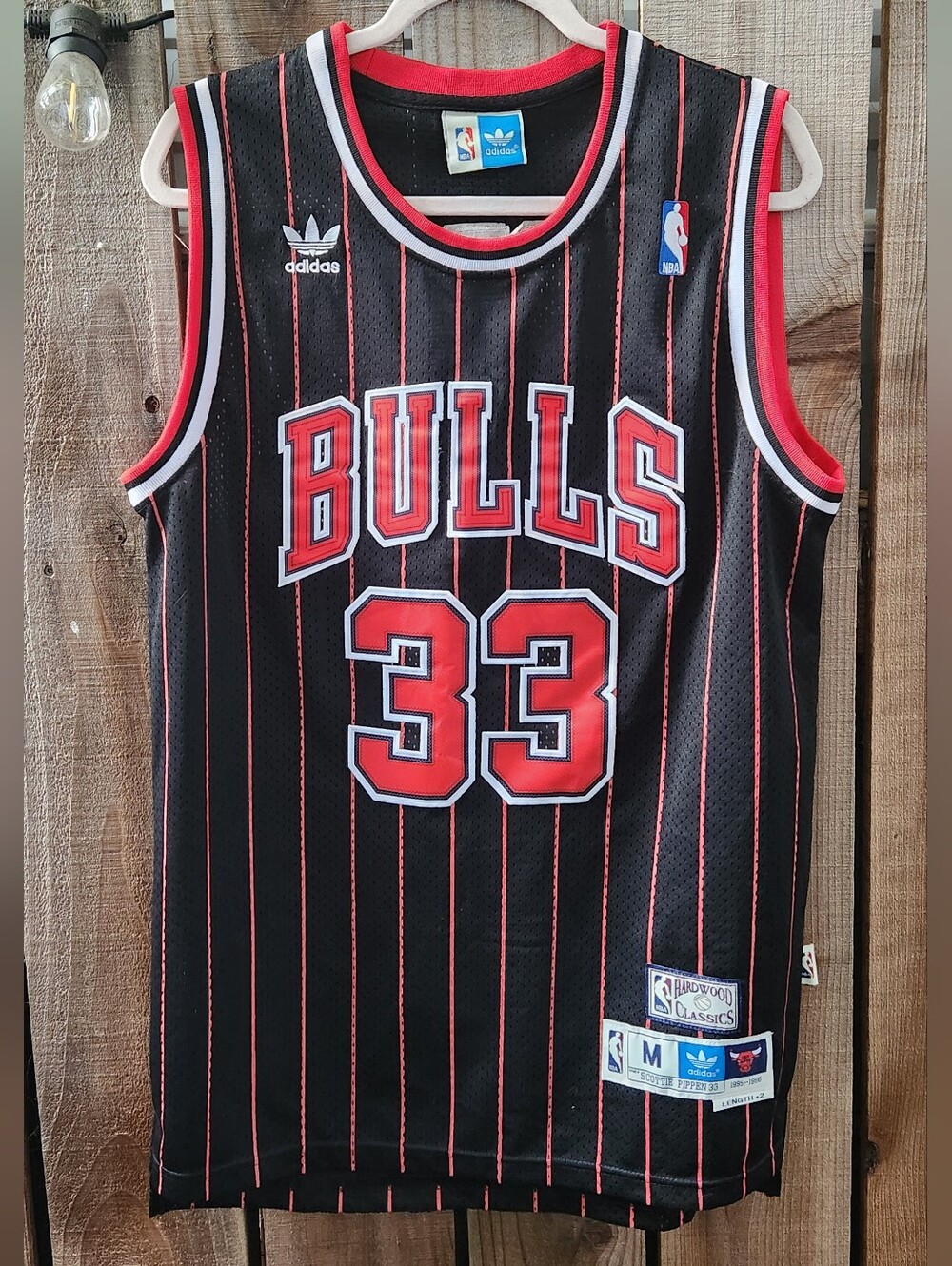 🏀🔥Adidas Scottie Pippen #33 Chicago Bulls Hardwood Classics Jersey